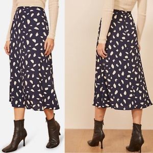 Aritzia Wilfred Midi Skirt